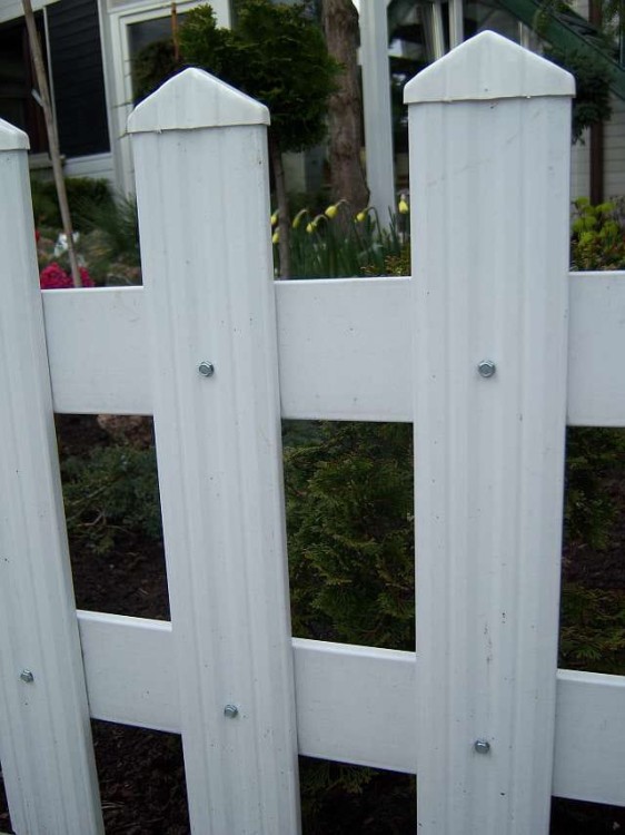 Sztacheta PVC 80x15mm / REALIZACJA