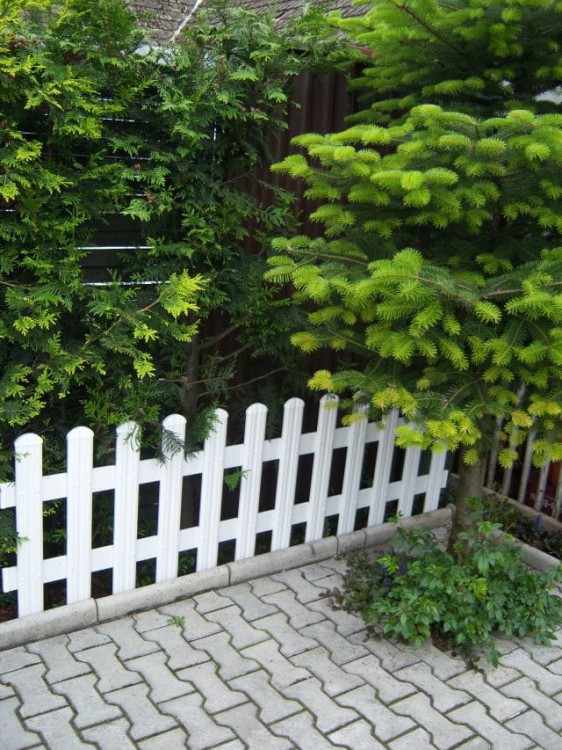 Sztacheta PVC 80x15mm / REALIZACJA