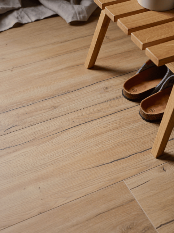 VOX podłoga laminowana Querra Balance Plus WR - Dąb Skogen AC5 8mm 4V - realizacja