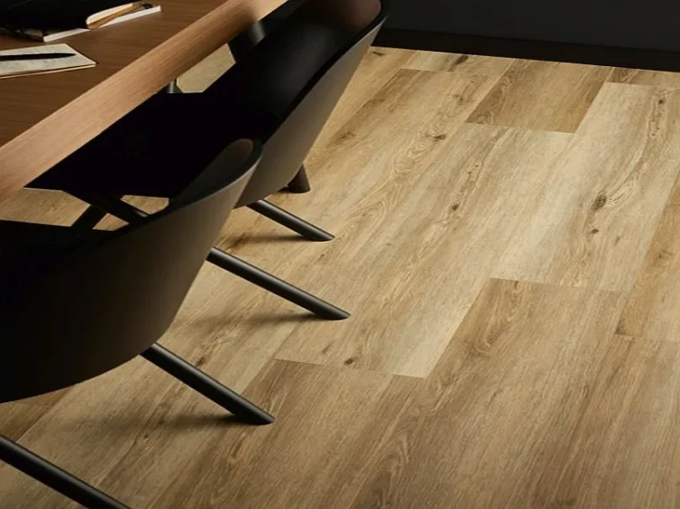 vox-panele-winylowe-spc-rigio-oak-bore-z-podkladem-realizacja
