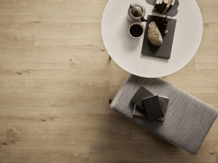 vox-panele-winylowe-spc-rigio-oak-euris-z-podkladem-realizacja