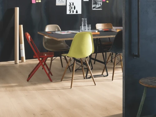 egger-panele-podlogowe-naturesense-dab-pinot-piaskowy-realizacja