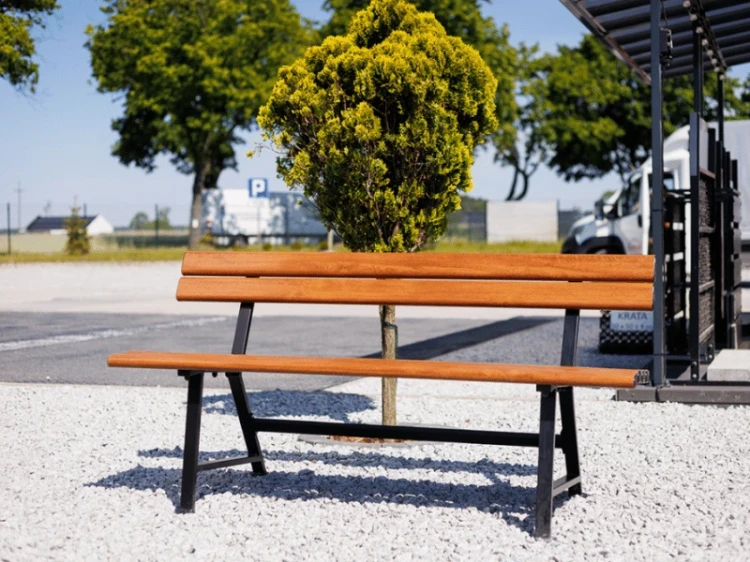 profil-pvc-lawkowy-ogrodzeniowy-85x35mm-zloty-dab-150cm-ws-realizacja