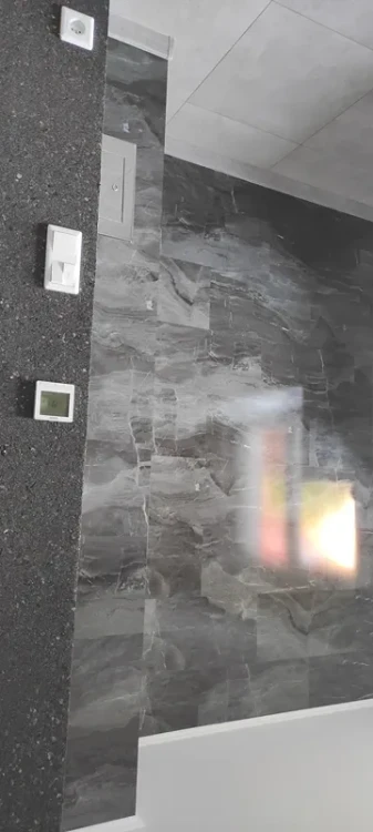 vilo-panel-scieny-spc-dark-stone-30cm-x-60cm-polysk-realizacja