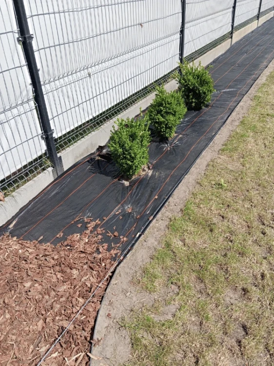 polyxo-agrotkanina-100g-m2-110cm-x-20mb-realizacja