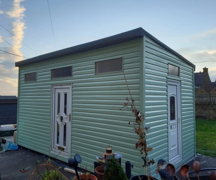 boryszew-mieta-siding-d4-d-standard-20,3cm-381cm-realizacja