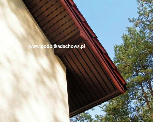 boryszew-braz-czekoladowy-podsufitka-pelna-t4-trzydeskowa-pvc-30,5cm-339cm-realizacja