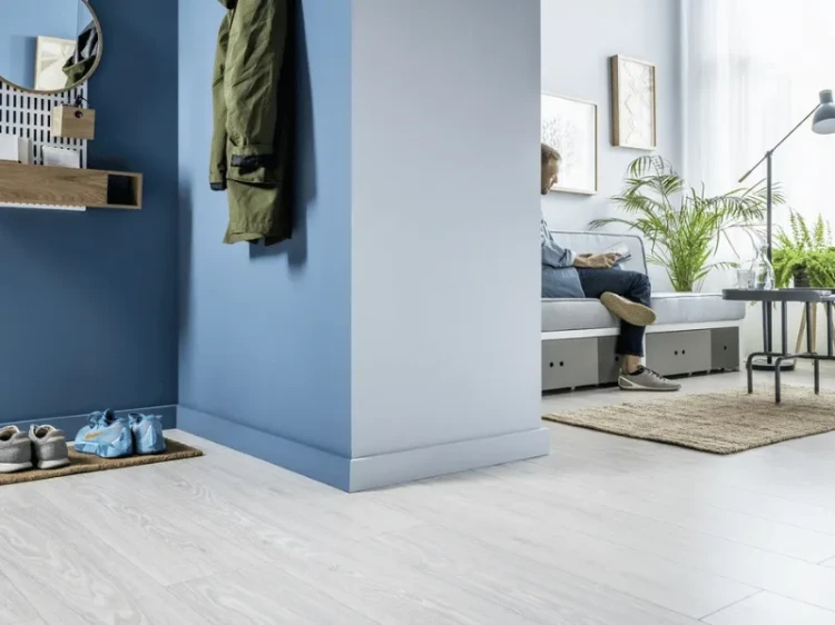 vox-listwa-przypodlogowa-espumo-80-esp201-biala-240cm-wizualizacja