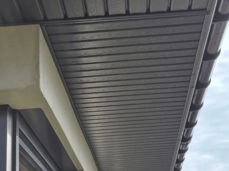 gamrat-grafitowy-podsufitka-pelna-dwudeskowa-pvc-3m-realizacja