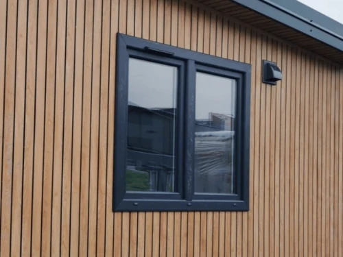 vinylit-vinyplus-quattro-deska-elewacyjna-turner-oak-malt-realizacja