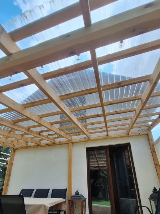 polyxo-plyta-trapezowa-z-poliweglanu-pc-gradoodporna-bezbarwna-90cm-200cm-realizacja