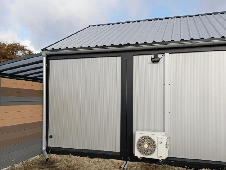 bryza-stal-ocynk-rynna-150mm-3m-realizacja