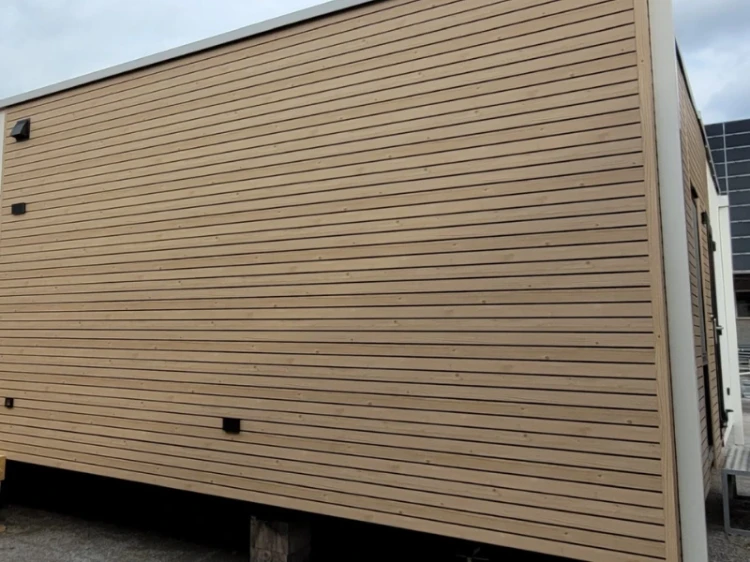 vinylit-vinyplus-quattro-deska-elewacyjna-jura-pine-6m-realizacja