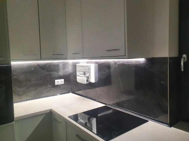 vilo-panel-scienny-spc-dark-stone-60cm-x-120cm-realizacja