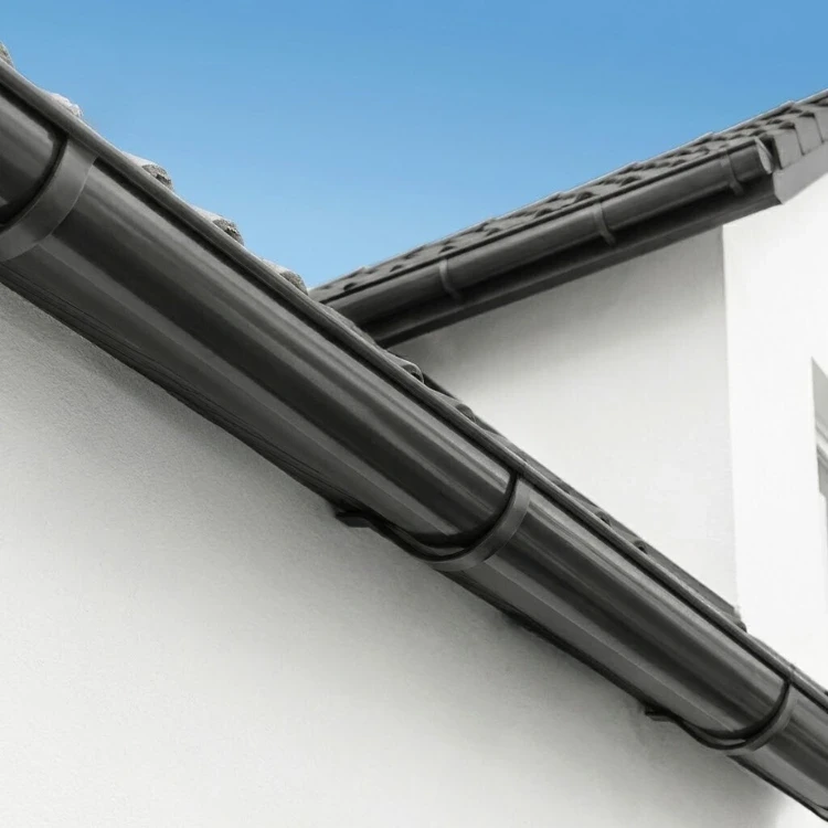 bryza-pvc-graftowy-uchwyt-rynnowy-125mm-metalowy-prosty-wizualizacja1