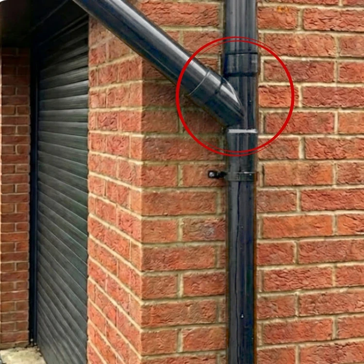 bryza-pvc-grafitowy-trojnik-90-90-90mm-realizacja