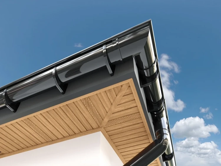 bryza-pvc-grafitowy-rynna-150mm-1m-realizacja