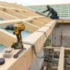 grafitowy-uchwyt-rynnowy-125mm-metalowy-prosty-2-gatunek-wizualizacja