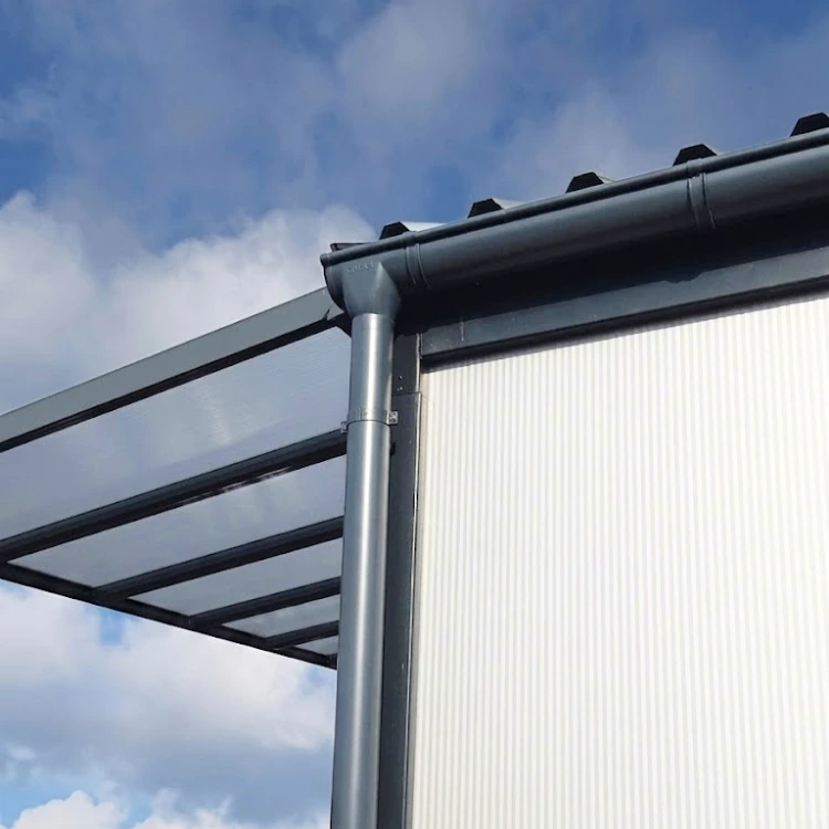 bryza-stal-antracytowy-rynna-125mm-3m-realizacja