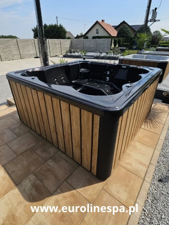 vinylit-vinyplus-shadow-deska-elewacyjna-turner-oak-malt-6m-zdjecie-z-realizacji