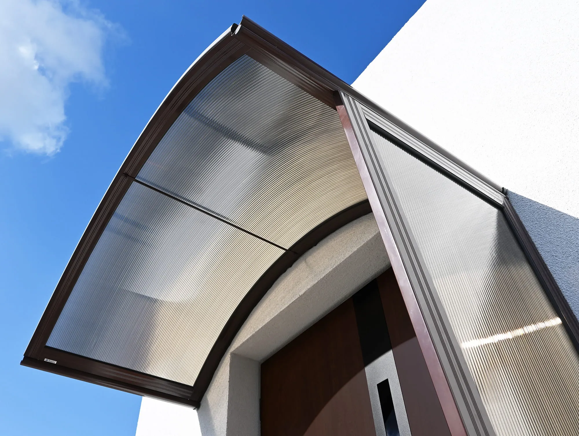 Robelit daszek łukowy zdjęcie realizacji