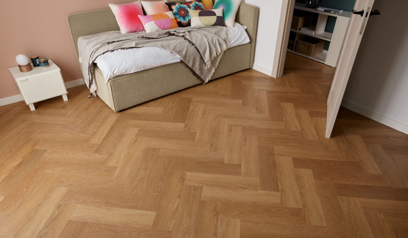 Ecolast.pl -najlepsze panele winylowe w jodełkę, kolor MONTANA OAK